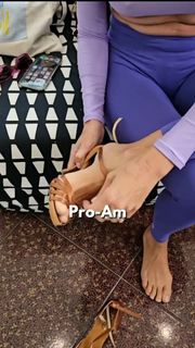 Veronica Maya feet photo thumbnail