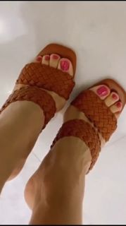 Veronica Maya feet photo 15