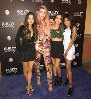 Veronica Merrell-Burriss feet photo thumbnail