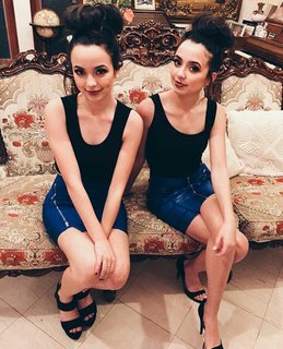 Veronica Merrell-Burriss feet photo thumbnail