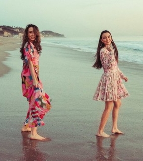 Veronica Merrell-Burriss feet photo thumbnail