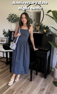 Veronica Merrell-Burriss feet photo thumbnail