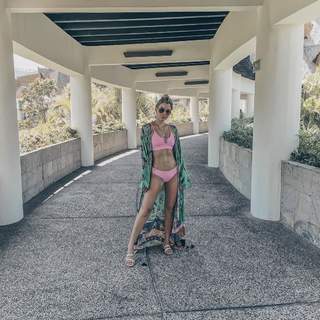 Veronica Montes feet photo 17