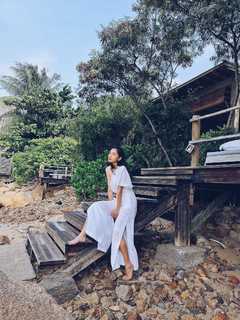 Veronica Ngo feet photo 10