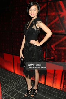 Veronica Ngo feet photo 8