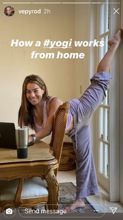 Veronica Rodriguez feet photo 16