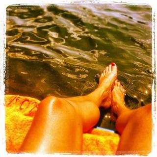 Veronica Varekova feet photo 1