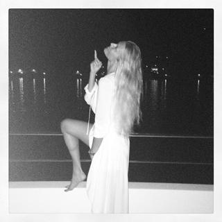 Veronica Varekova feet photo 20