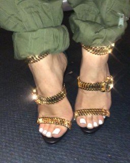 Veronica Vega feet photo 2