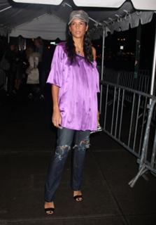 Veronica Webb feet photo 2