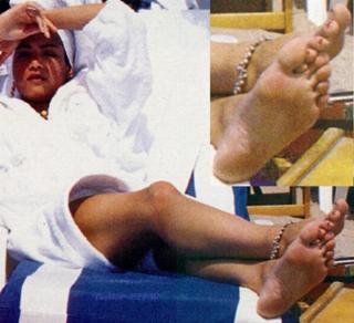 Veronica Webb feet photo 2