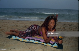 Veronica Webb feet photo 16