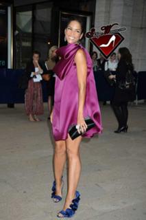 Veronica Webb feet photo 1