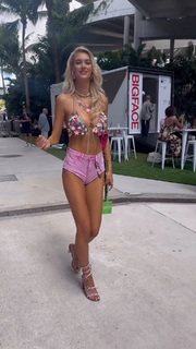 Veronika Rajek feet photo 11