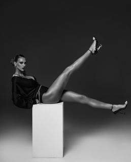 Veronika Rajek feet photo 5