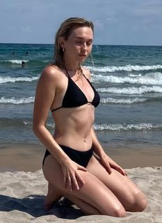Veronika Slowikowska feet photo 1