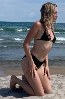 Veronika Slowikowska feet photo 20
