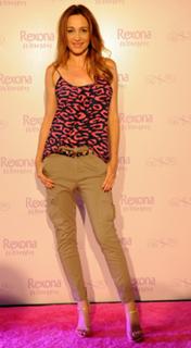 Verónica Lozano feet photo 9