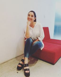 Verónica Varano feet photo 2