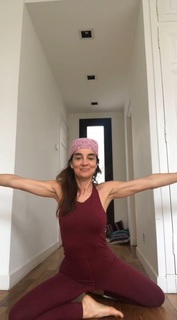 Verónica Varano feet photo 7