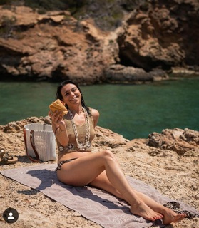Verónica Zumalacárregui feet photo 1