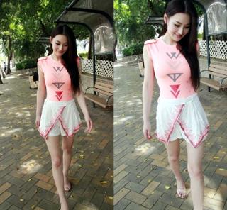 Viann Zhang feet photo 16