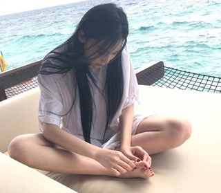 Viann Zhang feet photo 13