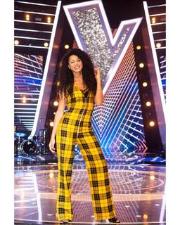Vick Hope feet photo 2