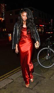 Vick Hope feet photo 5