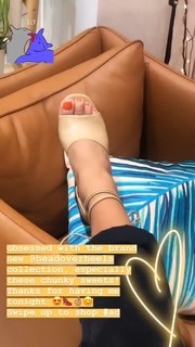 Vick Hope feet photo 7