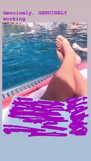Vick Hope feet photo 8