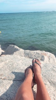 Vick Hope feet photo 6