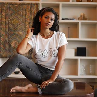 Vick Hope feet photo 6
