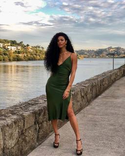 Vick Hope feet photo 7