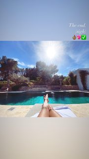 Vick Hope feet photo 17