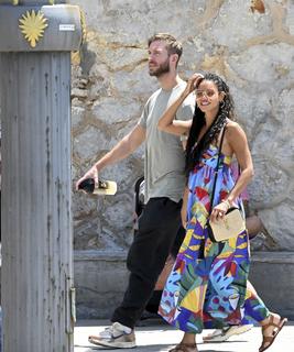 Vick Hope feet photo 14