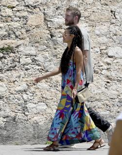 Vick Hope feet photo 12