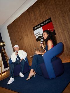 Vick Hope feet photo 2
