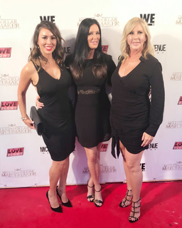 Vicki Gunvalson feet photo 5