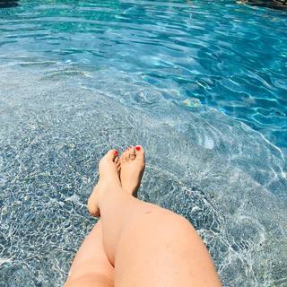 Vickie Guerrero feet photo thumbnail