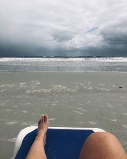 Vickie Guerrero feet photo thumbnail