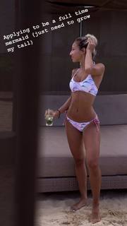 Vicky Justiz feet photo 3