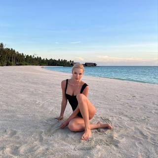 Vicky Kavoura feet photo 13