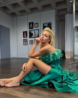 Vicky Kavoura feet photo 3