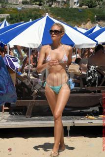 Vicky Kaya feet photo 8