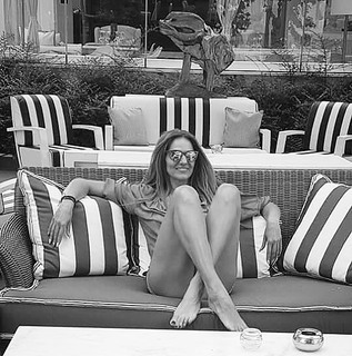 Vicky Koulianou feet photo 1