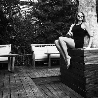 Vicky Koulianou feet photo 13