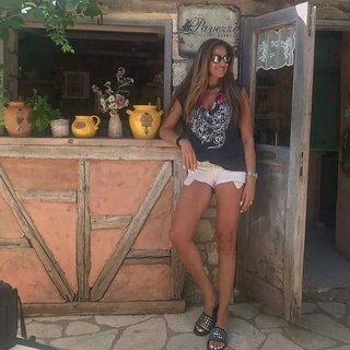 Vicky Koulianou feet photo 1