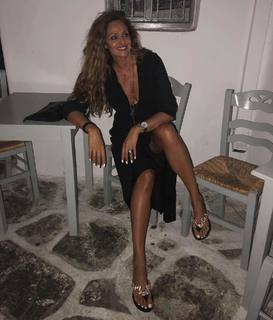 Vicky Koulianou feet photo 9