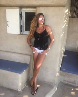 Vicky Koulianou feet photo 5